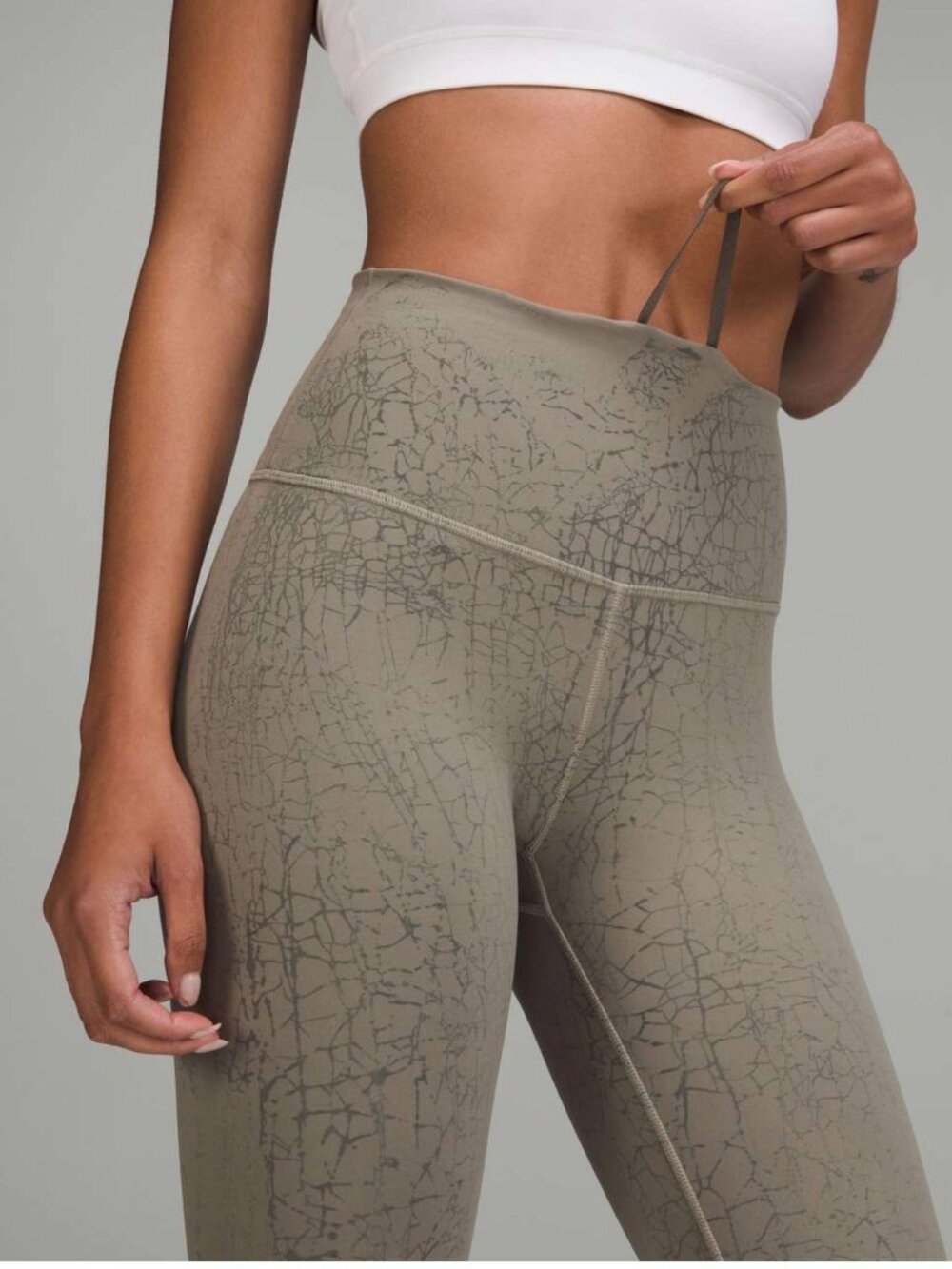 Lululemon wunder train legging size 6